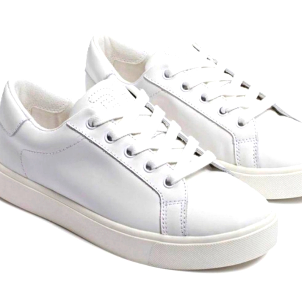 Women's SAM EDELMAN White Gym Shoes Size 9